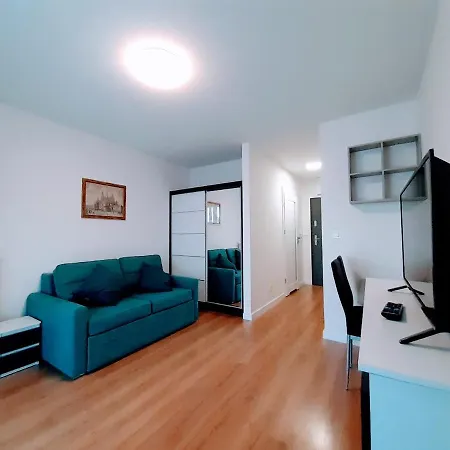 Rogowska Apartment